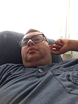 Javier bear online show from April 5, 9:17 am