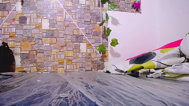 MaidenGame online show from December 20, 2:13 pm