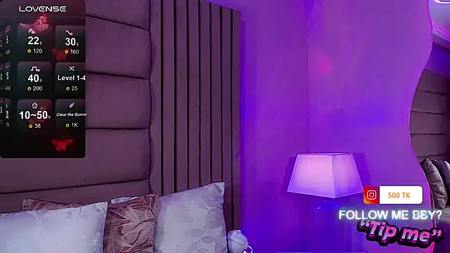 kimMaddiee online show from December 22, 8:47 pm