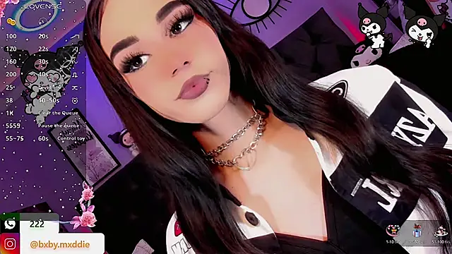 kimMaddiee online show from October 1, 5:57 am