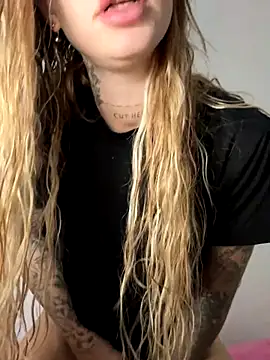 EmiliaCatalina online show from October 24, 12:52 am