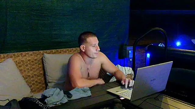 zack Fisher online show from February 20, 6:26 am