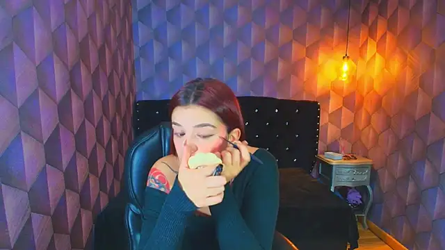 LiaHarryis online show from September 23, 7:06 pm