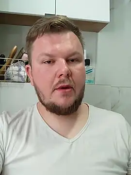 Snapshot of titovilan_PL chatting on April 29, 2:48 am titovilan PL online show from April 29, 2:48 am