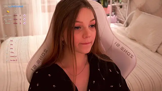 Snapshot of linessssa chatting on February 9, 8:02 pm linessssa online show from February 9, 8:02 pm