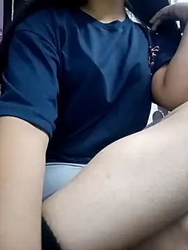 Snapshot of Harpreet_49 chatting on December 11, 6:14 am Harpreet 49 online show from December 11, 6:14 am