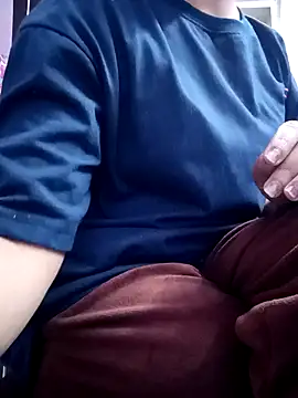 Snapshot of Harpreet_49 chatting on December 17, 9:28 am Harpreet 49 online show from December 17, 9:28 am