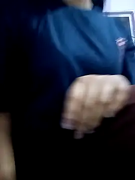 Snapshot of Harpreet_49 chatting on December 29, 6:14 am Harpreet 49 online show from December 29, 6:14 am