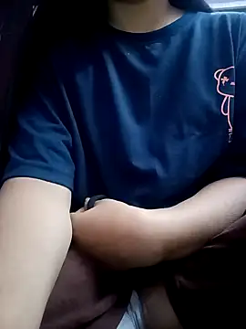 Snapshot of Harpreet_49 chatting on January 15, 10:06 am Harpreet 49 online show from January 15, 10:06 am