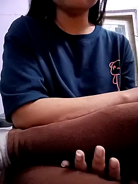 Snapshot of Harpreet_49 chatting on February 24, 9:32 am Harpreet 49 online show from February 24, 9:32 am