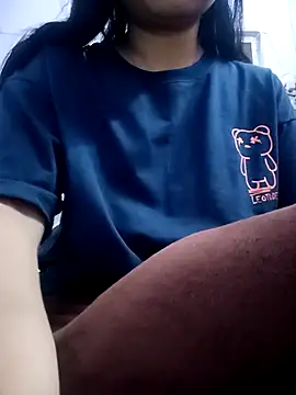 Snapshot of Harpreet_49 chatting on February 25, 9:53 am Harpreet 49 online show from February 25, 9:53 am