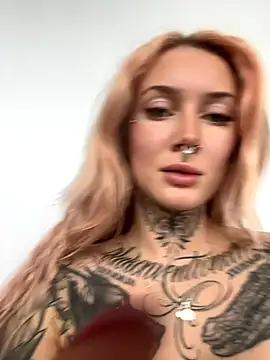 Snapshot of Stella-Kink chatting on November 8, 11:54 am Stella-Kink online show from November 8, 11:54 am