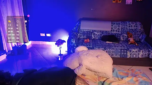 Snapshot of ela_0 chatting on March 1, 3:43 am ela 0 online show from March 1, 3:43 am