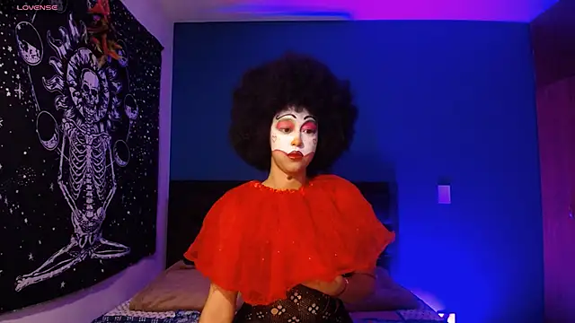 Snapshot of ela_0 chatting on October 16, 5:52 am ela 0 online show from October 16, 5:52 am