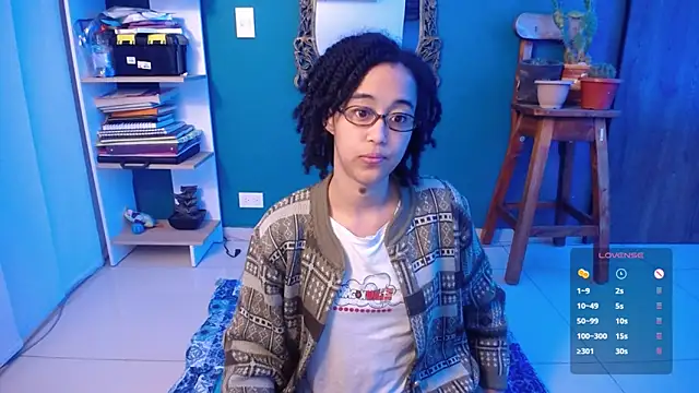 Snapshot of ela_0 chatting on October 26, 8:09 am ela 0 online show from October 26, 8:09 am