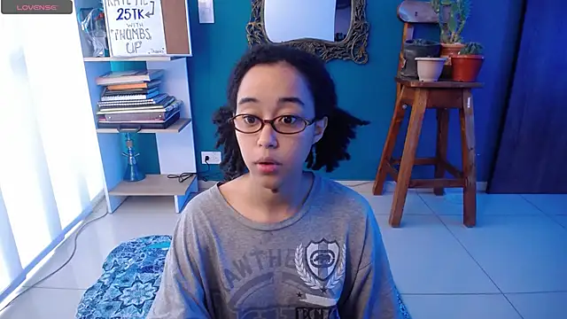 Snapshot of ela_0 chatting on November 5, 12:27 pm ela 0 online show from November 5, 12:27 pm