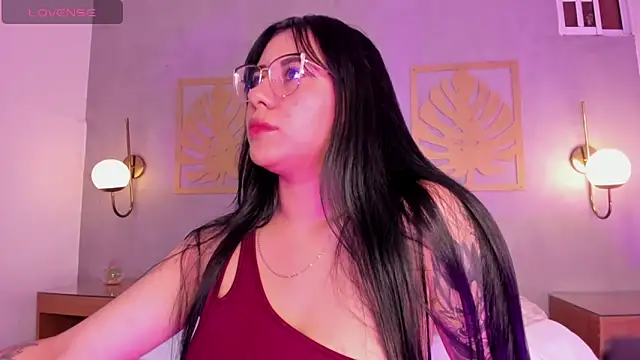 majo rosse  online show from April 9, 6:57 pm