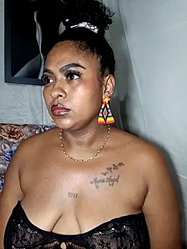 miss-jackson1 online show from February 18, 3:31 am