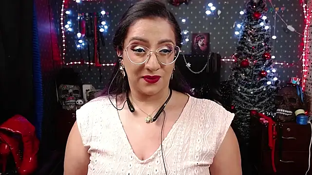 Snapshot of andreafetishx chatting on December 31, 8:34 pm andreafetishx online show from December 31, 8:34 pm