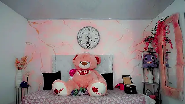 maria camilacms online show from February 25, 6:50 pm