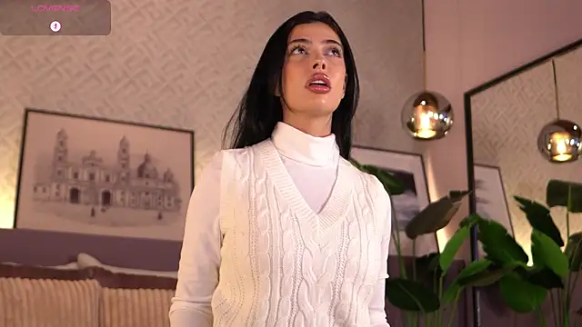 ElleDiane online show from September 27, 10:26 pm