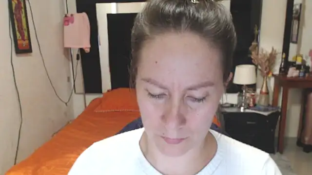 Snapshot of CATRINA-83 chatting on October 29, 11:50 pm CATRINA-83 online show from October 29, 11:50 pm