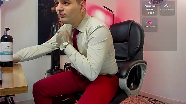 Nicolas Fellener online show from November 12, 4:13 am