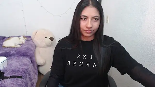 SatansWife online show from June 11, 4:54 am