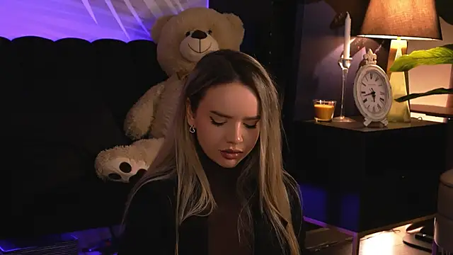 KatyaBelle online show from March 21, 8:45 pm