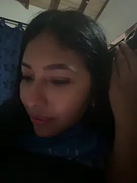 emmyjhonson07 online show from January 6, 11:51 pm