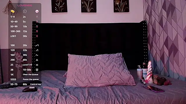 Snapshot of shybutdirtygirrll chatting on February 1, 6:40 pm shybutdirtygirrll online show from February 1, 6:40 pm