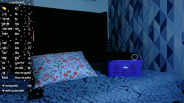 Snapshot of shybutdirtygirrll chatting on October 25, 7:19 pm shybutdirtygirrll online show from October 25, 7:19 pm