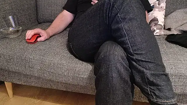 Just-For-You-All online show from January 10, 5:56 pm