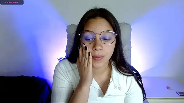 SamanthaRoldaan online show from March 19, 7:38 pm