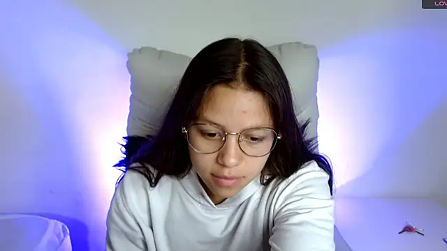 SamanthaRoldaan online show from March 20, 7:46 pm