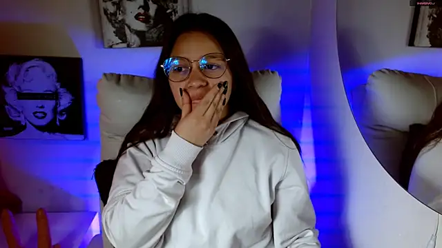 SamanthaRoldaan online show from September 10, 2:50 pm