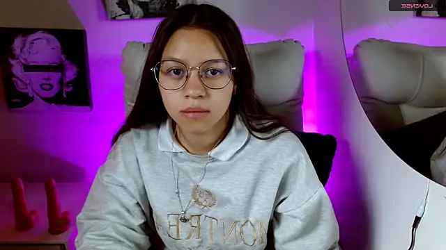 SamanthaRoldaan online show from September 15, 2:06 pm