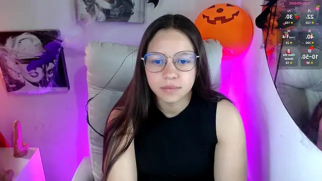 SamanthaRoldaan online show from November 3, 2:40 pm