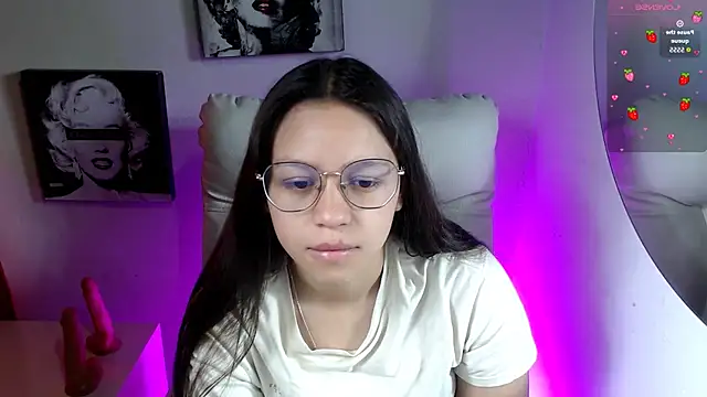 SamanthaRoldaan online show from November 15, 2:57 pm