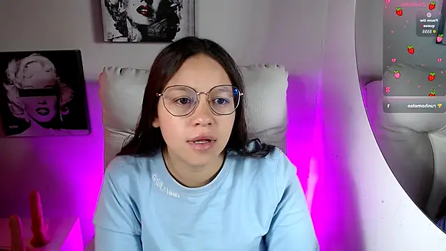 SamanthaRoldaan online show from January 13, 1:38 pm