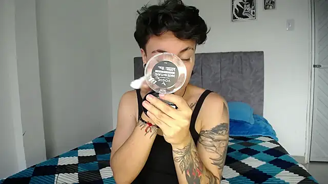 linda 33 online show from January 31, 7:11 pm