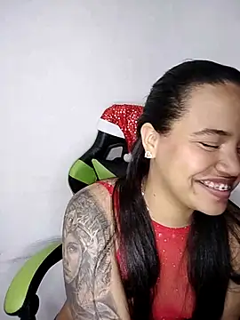 leila 22 online show from January 4, 12:05 pm