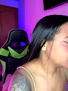 leila 22 online show from October 2, 7:48 am