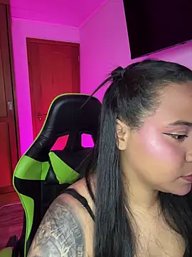 leila 22 online show from March 2, 7:59 am