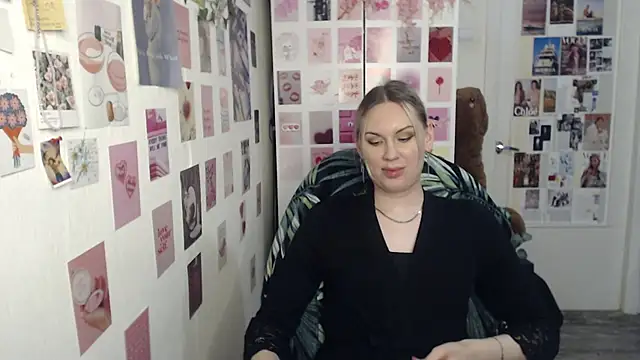 Snapshot of CapriScorpion chatting on February 26, 5:07 pm CapriScorpion online show from February 26, 5:07 pm