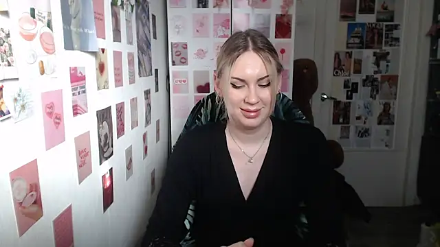 Snapshot of CapriScorpion chatting on March 16, 1:06 pm CapriScorpion online show from March 16, 1:06 pm