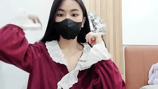 Snapshot of Lita-Julia chatting on January 11, 7:49 pm Lita-Julia online show from January 11, 7:49 pm