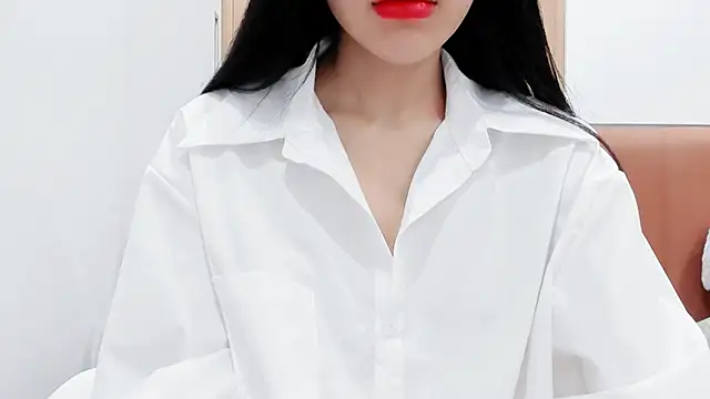 Snapshot of Lita-Julia chatting on January 18, 12:04 pm Lita-Julia online show from January 18, 12:04 pm