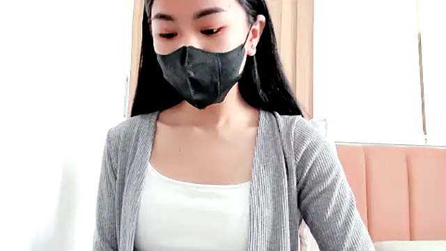 Snapshot of Lita-Julia chatting on February 4, 4:59 am Lita-Julia online show from February 4, 4:59 am