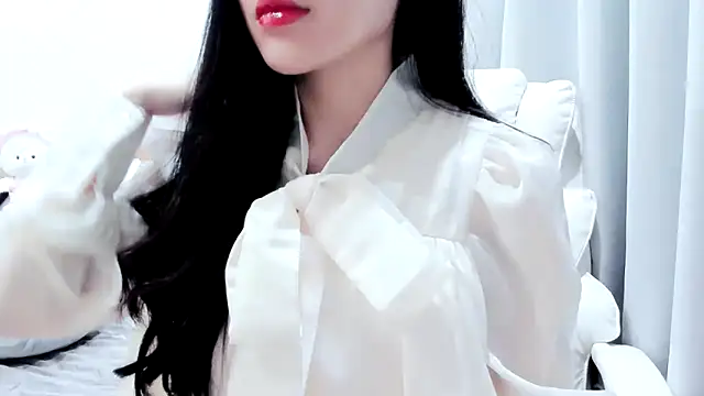 Snapshot of Lita-Julia chatting on November 2, 5:15 pm Lita-Julia online show from November 2, 5:15 pm